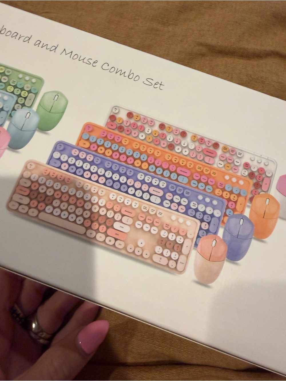 Pastel Retro Round Key Wireless Keyboard and Mouse Set